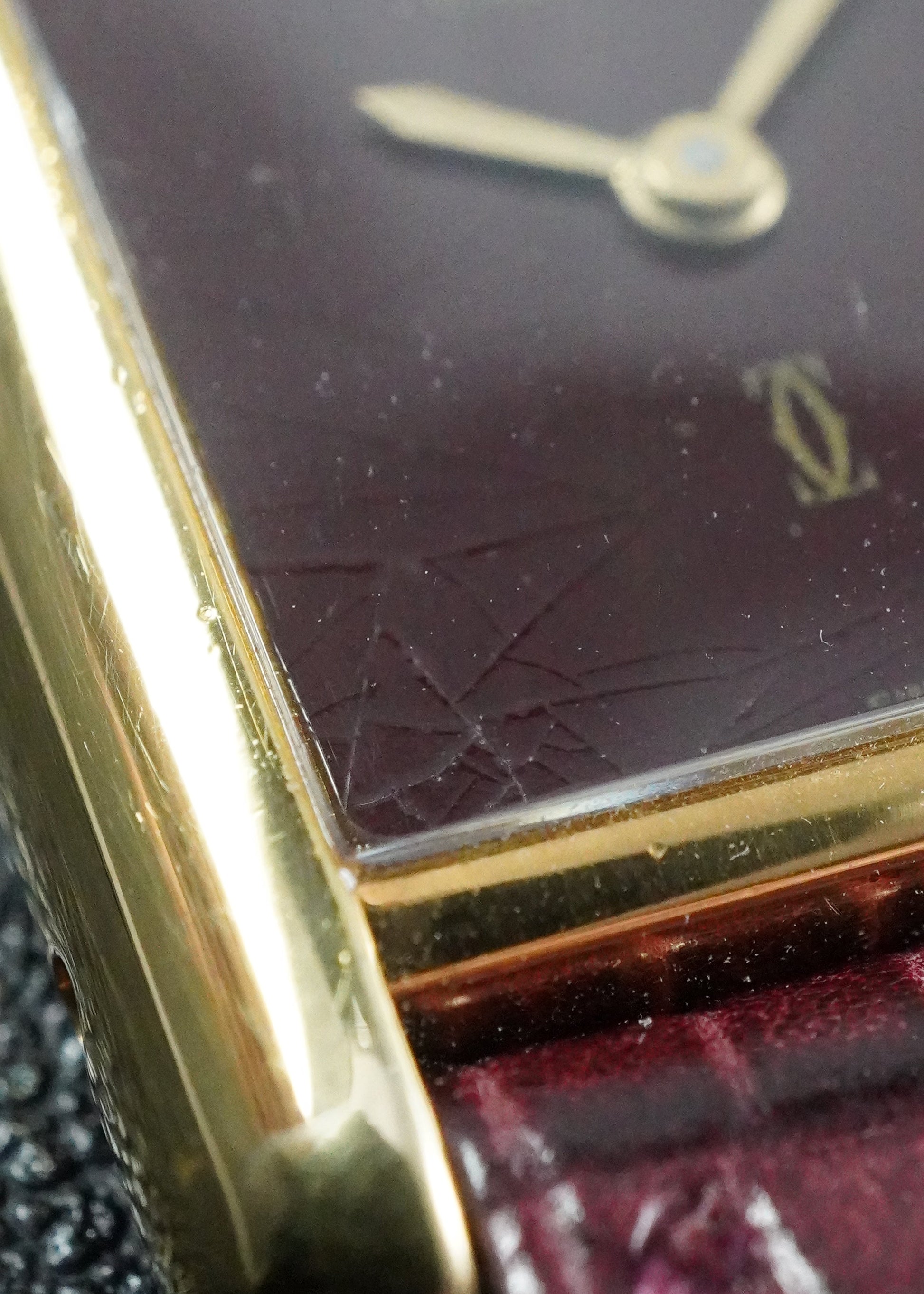 Montre Cartier Tank Must Vermeil Cadran Burgundy